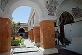 Arequipa, Convent of Santa Catalina de Sena the Main cloister 